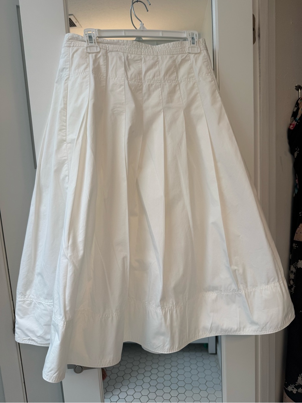 Madewell White Pleated Midi Skirt - Picture 3 of 8